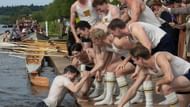A still from George Clooney's directorial film (Image via Facebook/@The Boys In The Boat Movie)
